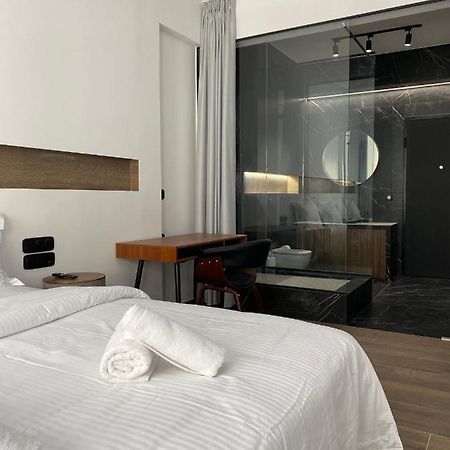 Athens Center Boutique Suites Exteriör bild